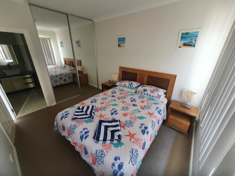 Seas The Day - Tourism Gold Coast 0