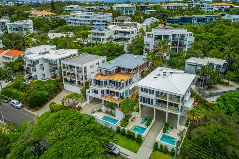 Seascape - Tourism Gold Coast 1