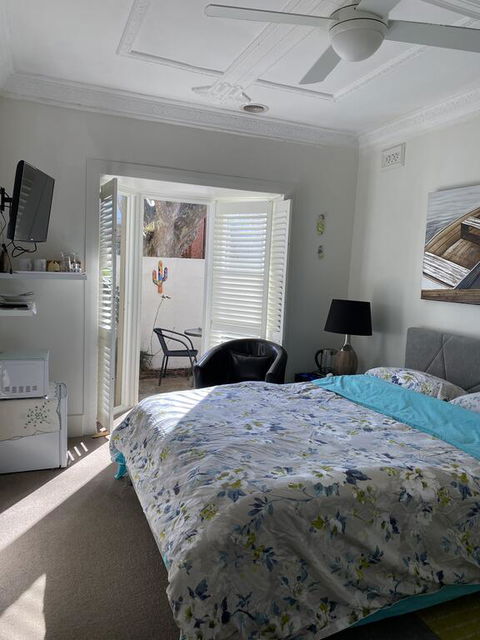 Seaside Home - Tourism Gold Coast 0