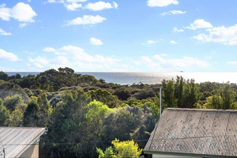 SEASIDE SERENITY 2 - L'Abode Accommodation - Tourism Gold Coast 3