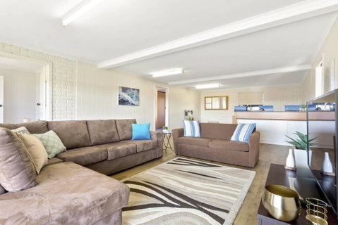 SEASIDE SERENITY 2 - L'Abode Accommodation - Tourism Gold Coast 0