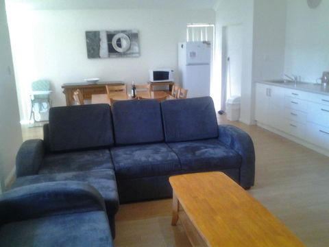 Seaside Villas - Tourism Gold Coast 2