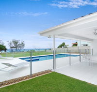 Sentosa on Tugun - Beachfront 5 Bedroom - Tourism Gold Coast