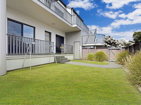 Serenity Shores (by Jervis Bay Rentals) - Tourism Gold Coast 2
