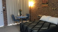 Settlement Motor Inn