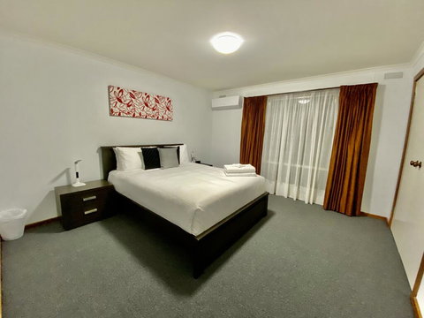 Sevens Avenue Guest House - Tourism Gold Coast 2
