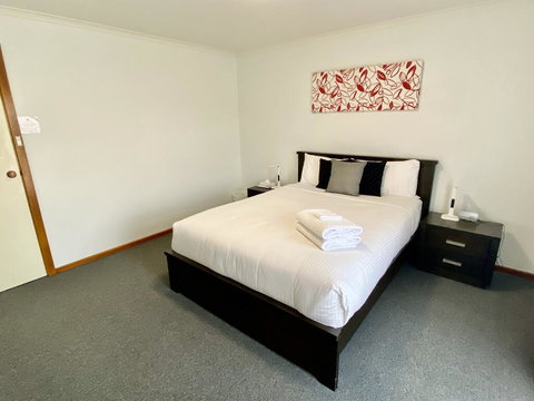 Sevens Avenue Guest House - Tourism Gold Coast 1