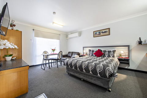 Shearing Shed Motor Inn - Tourism Gold Coast 2