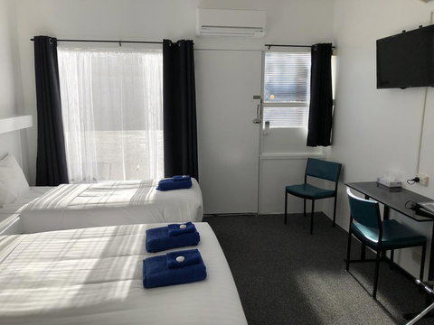 Ship Inn Motel - Gold Coast 3