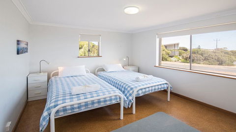 Shorelands - Tourism Gold Coast 3