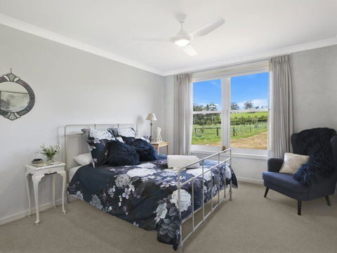 Silky Oak Villa - Spacious & Beautifully Decorated - Tourism Gold Coast 3