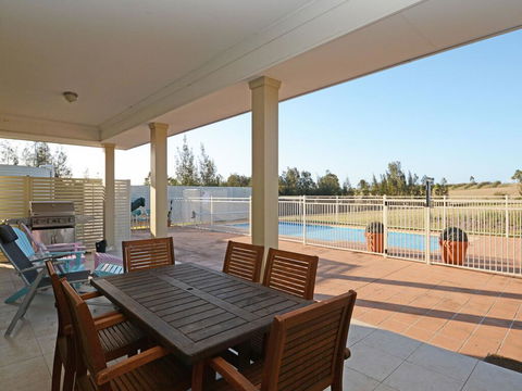 Silver Springs 6br Luxury Homestead With Wifi, Pool. Fireplace, Views, Olives And Space - Tourism Gold Coast 1