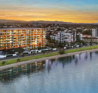 Silvershore Apartments on the Broadwater - Tourism Gold Coast