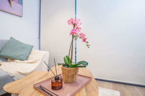 Simple & Cozy APT @Haymarket CBD (balcony Views) - Tourism Gold Coast 2