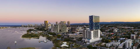 Sky Broadwater Apartments - Tourism Gold Coast 2