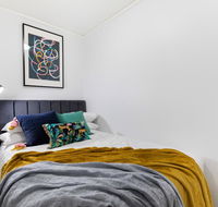 Sleek modern apartment close to everything - Tourism Gold Coast