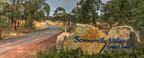 Sommerville Valley Tourist Park & Resort - Tourism Gold Coast 0
