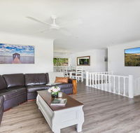 Sounds by the Sea - open plan living metres to beach - Tourism Gold Coast