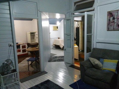 Spacious Apartment - Tourism Gold Coast 0