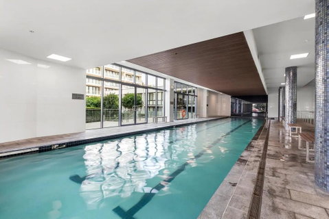 Spacious Luxury 3Br Top Location , WiFi, Gym, Pool - Tourism Gold Coast 1