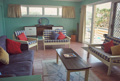 SPARKLING WATERS, UNIT 1 - Tourism Gold Coast 1