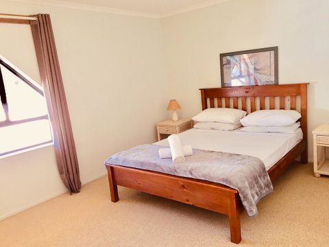 Spring Hill Gardens Apartments - Tourism Gold Coast 3