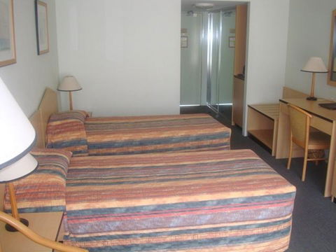 St Marys Park View Motel - Tourism Gold Coast 2