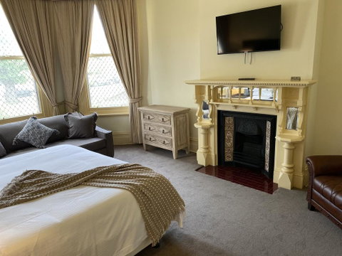 St. Elizabeth's Home - Tourism Gold Coast 2