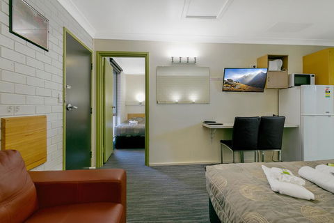 Stagecoach Inn Motel - Tourism Gold Coast 3