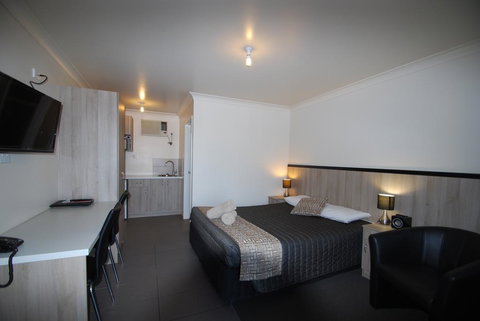 Starline Motor Inn - Gold Coast 3