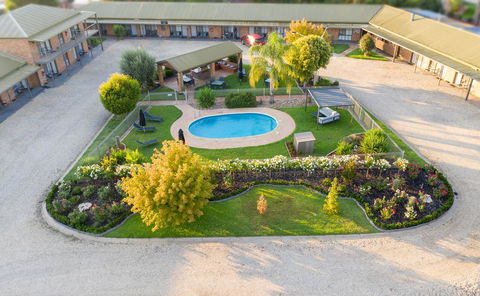 Statesman Motor Inn - Tourism Gold Coast 2