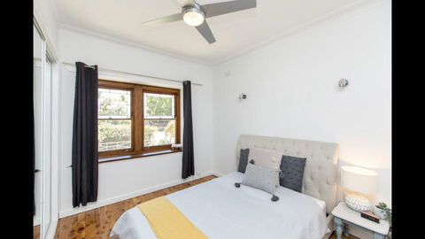 Stay At Meurant Wagga - Tourism Gold Coast 2