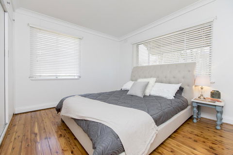 Stay At Meurant Wagga - Tourism Gold Coast 3