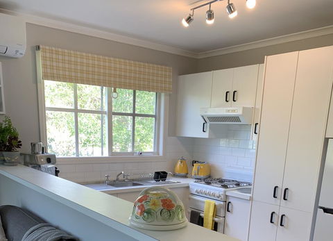 Stephanies Country Cottages - Tourism Gold Coast 1