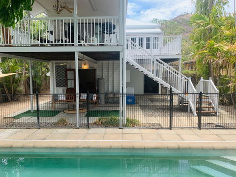 Stranded? Nowhere To Stay? Sanitised Apartment, Sleeps 4, Netflix, Wifi, Pool - Tourism Gold Coast 2