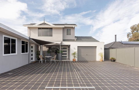 Studio Vues - Gold Coast 3