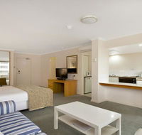 Studio with balcony at College St - Tourism Gold Coast