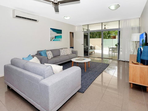 Stunning Ground Floor City Apartment. - Tourism Gold Coast 2