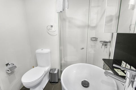 Stunning Views On The 41st Floor - Tourism Gold Coast 3