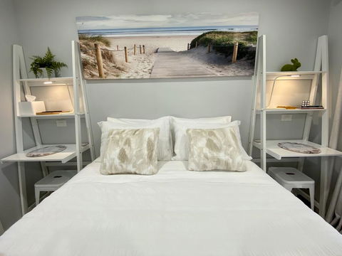 STYLISH UNIT - CLOSE TO DREAMWORLD - Tourism Gold Coast 2