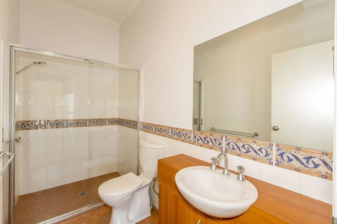 STYLISH, SUN-DRENCHED AND SOPHISTICATED - Tourism Gold Coast 3