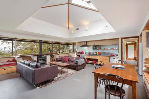 Summer House - Tourism Gold Coast 0