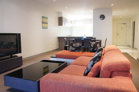 Summer Inn Holiday Apartments - Tourism Gold Coast 1