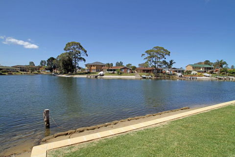 Summer's Exclusive Getaway - Tourism Gold Coast 0