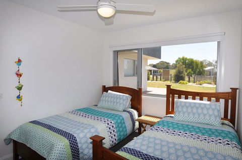 SUNNYSIDE - SURF SIDE - Tourism Gold Coast 2