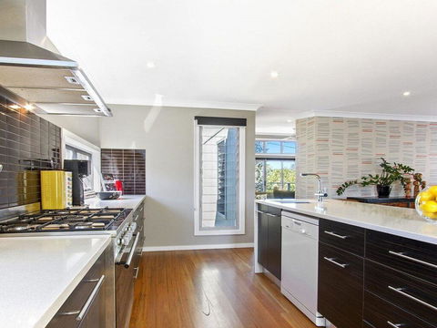 Sunshine Beach House-25 Metre Walk To The Beach - Tourism Gold Coast 1
