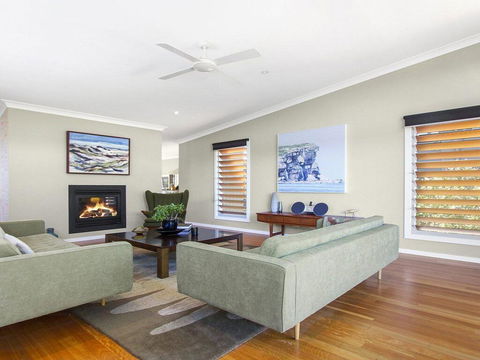 Sunshine Beach House-25 Metre Walk To The Beach - Tourism Gold Coast 3