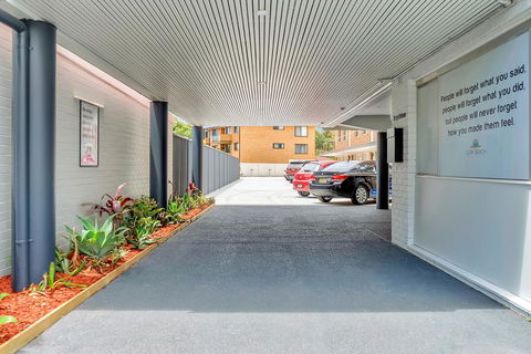 Surf Beach Motel Port - Tourism Gold Coast 1