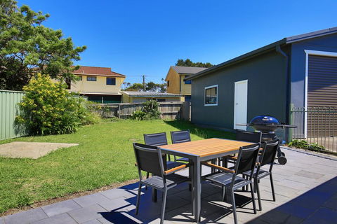 Surf Shack - Pet Friendly - 1 Min Walk To Beach - Tourism Gold Coast 1