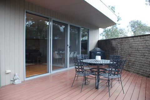 SURF Side SECRET INVERLOCH - Tourism Gold Coast 1